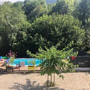 Au Bord De L Eau Couette-café